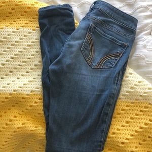Low-Rise Medium Wash Jeggings